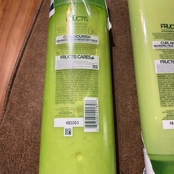 Garner Fructis Curl Nourish Fortifying Shampoo and Conditioner (New) - Picture 6 of 10